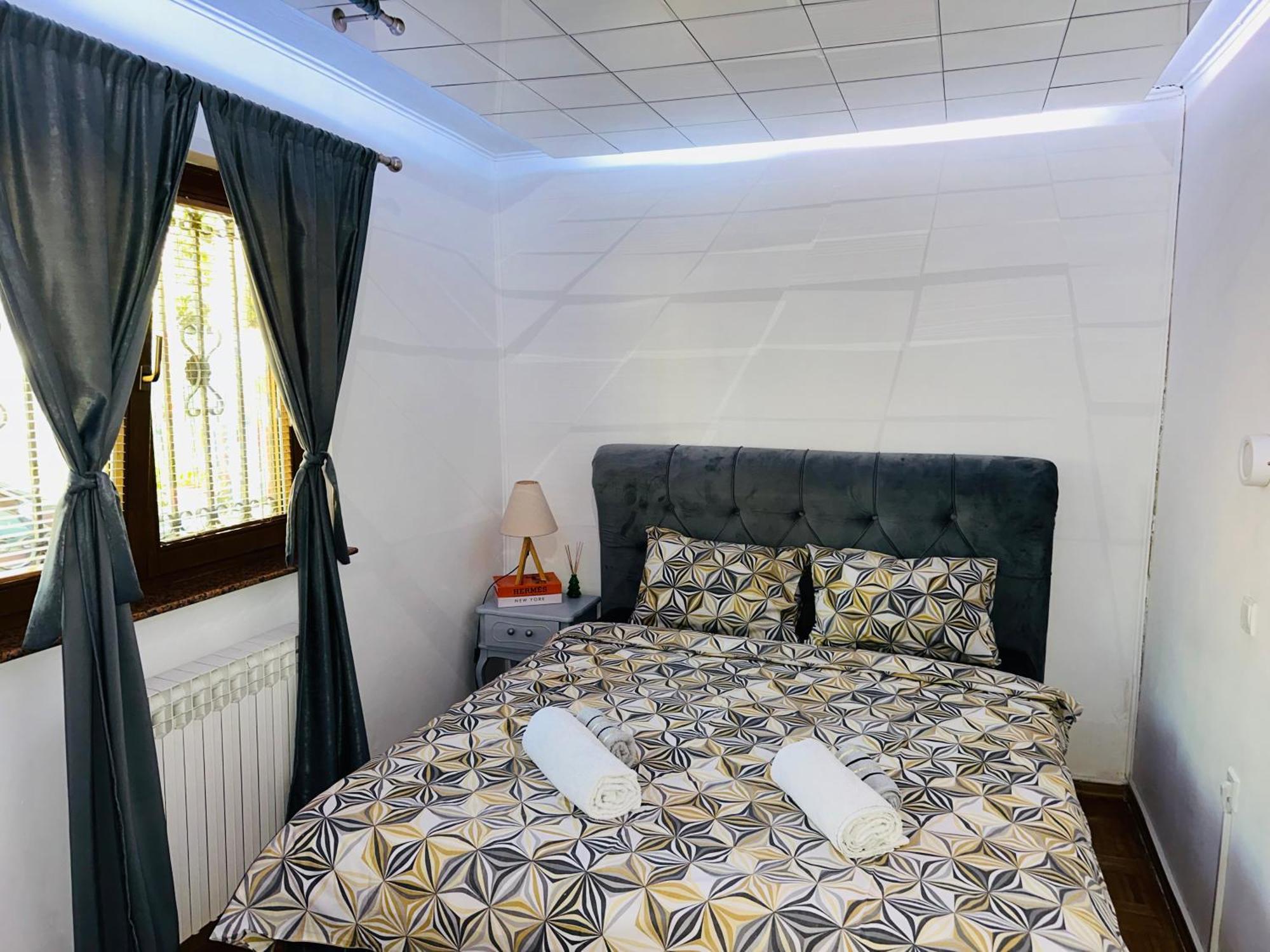 Hedonist Spa Jacuzzi Sarajevo Free Parking Bagian luar foto