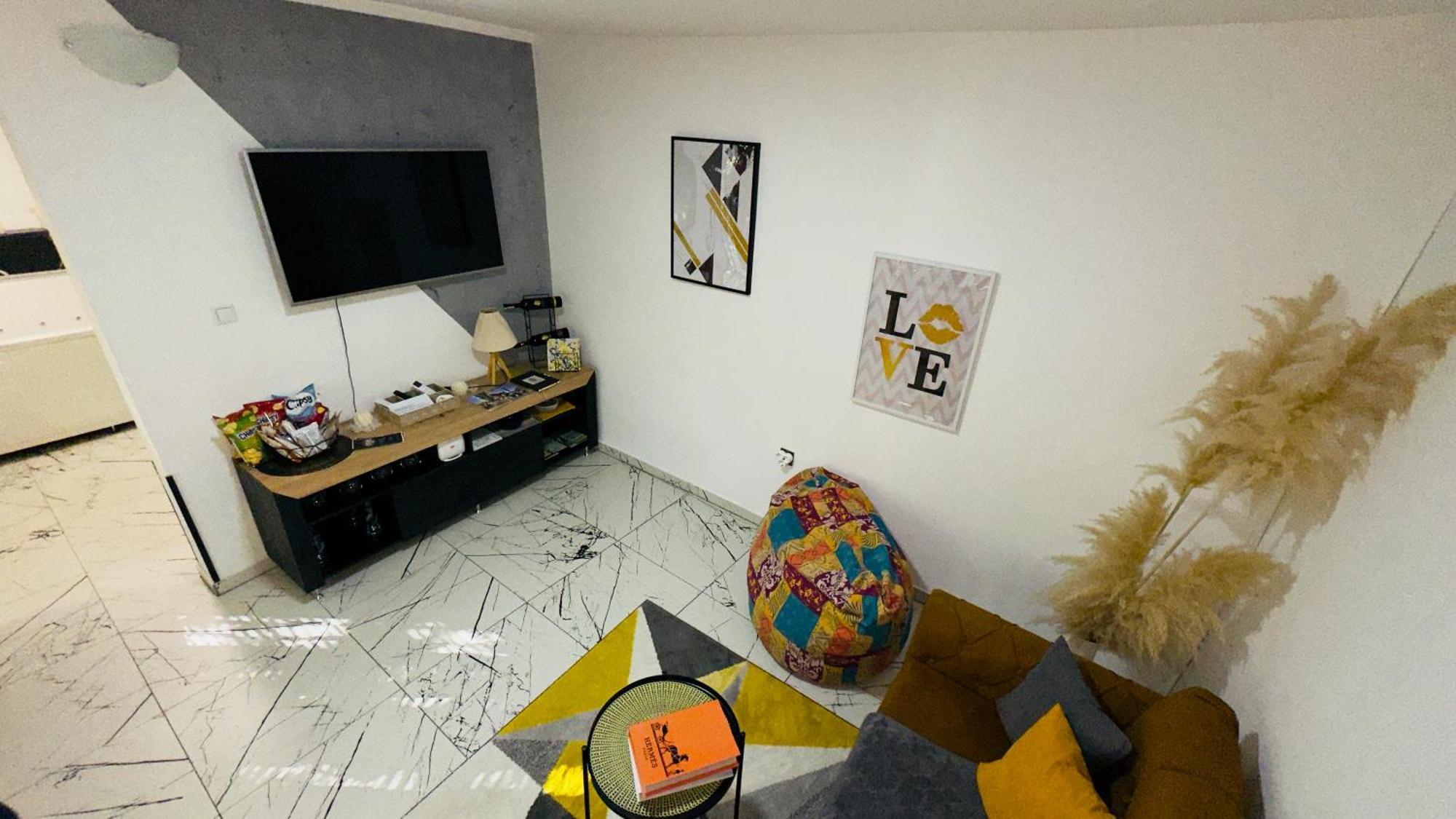 Hedonist Spa Jacuzzi Sarajevo Free Parking Bagian luar foto